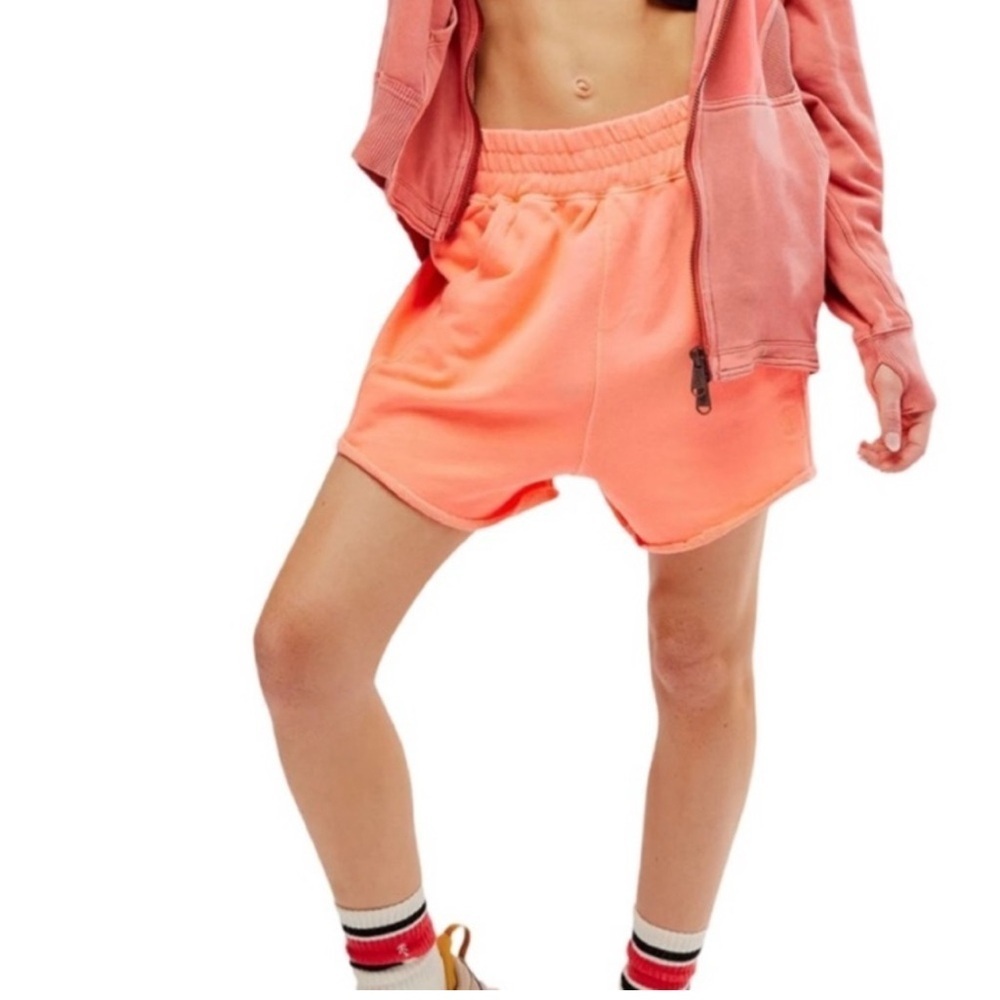FP MOVEMENT All Star Shorts Melon Papaya Coral